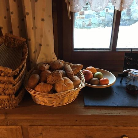 Haus Saler Bed & Breakfast Gaschurn Eksteriør bilde