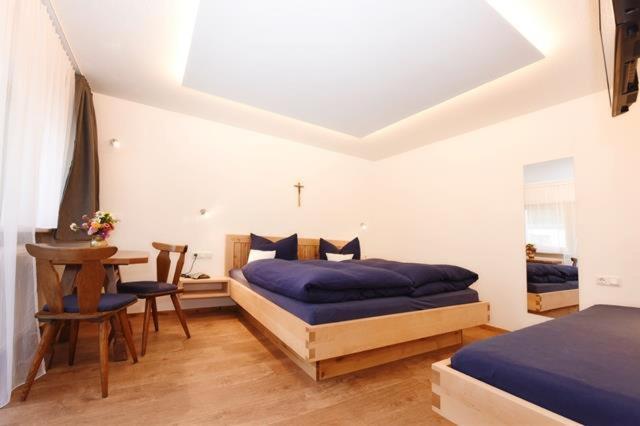 Haus Saler Bed & Breakfast Gaschurn Eksteriør bilde